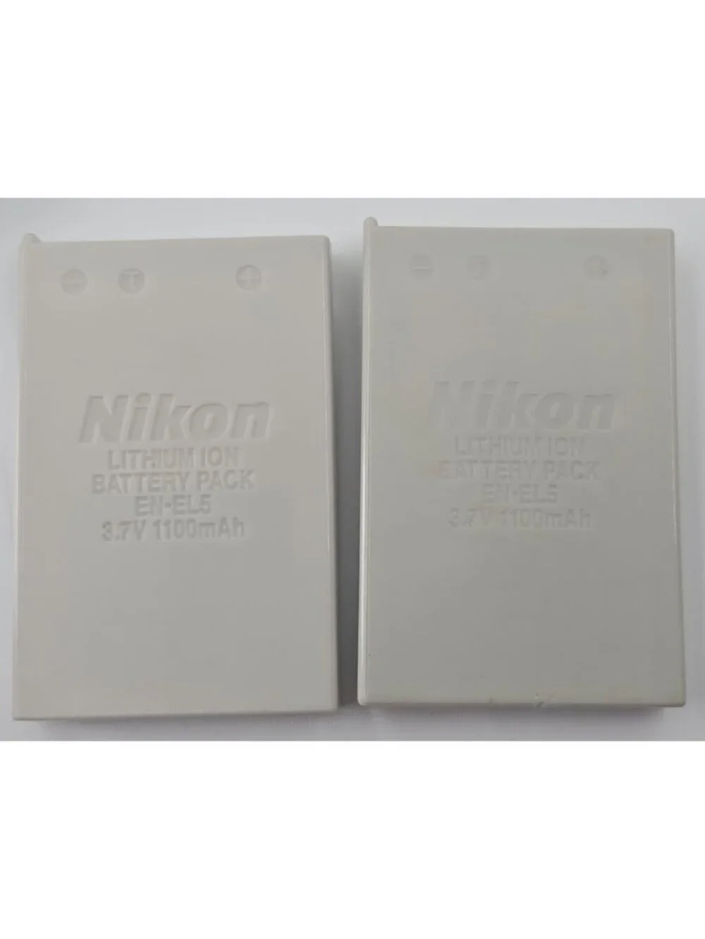 Nikon Coolpix 5200 Digital Camera 2 Batteries Charger Cords Original Box Works